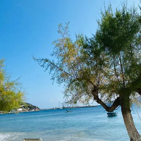 Aparthotel Sirens Agioi Apostoloi (Evia)
