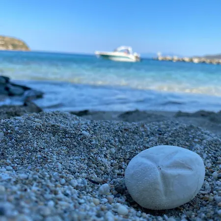 Sirens Aparthotel Agioi Apostoloi (Evia)